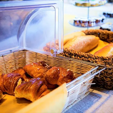 호텔 La Calandra 3*